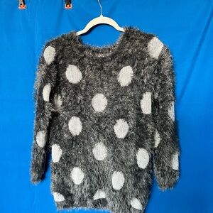 Pokadot furry sweater